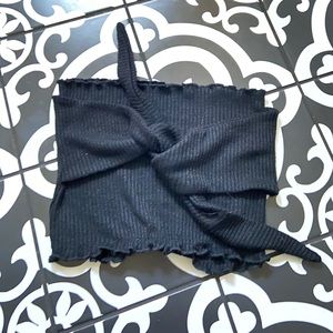 Black crop top, adjustable tie in front